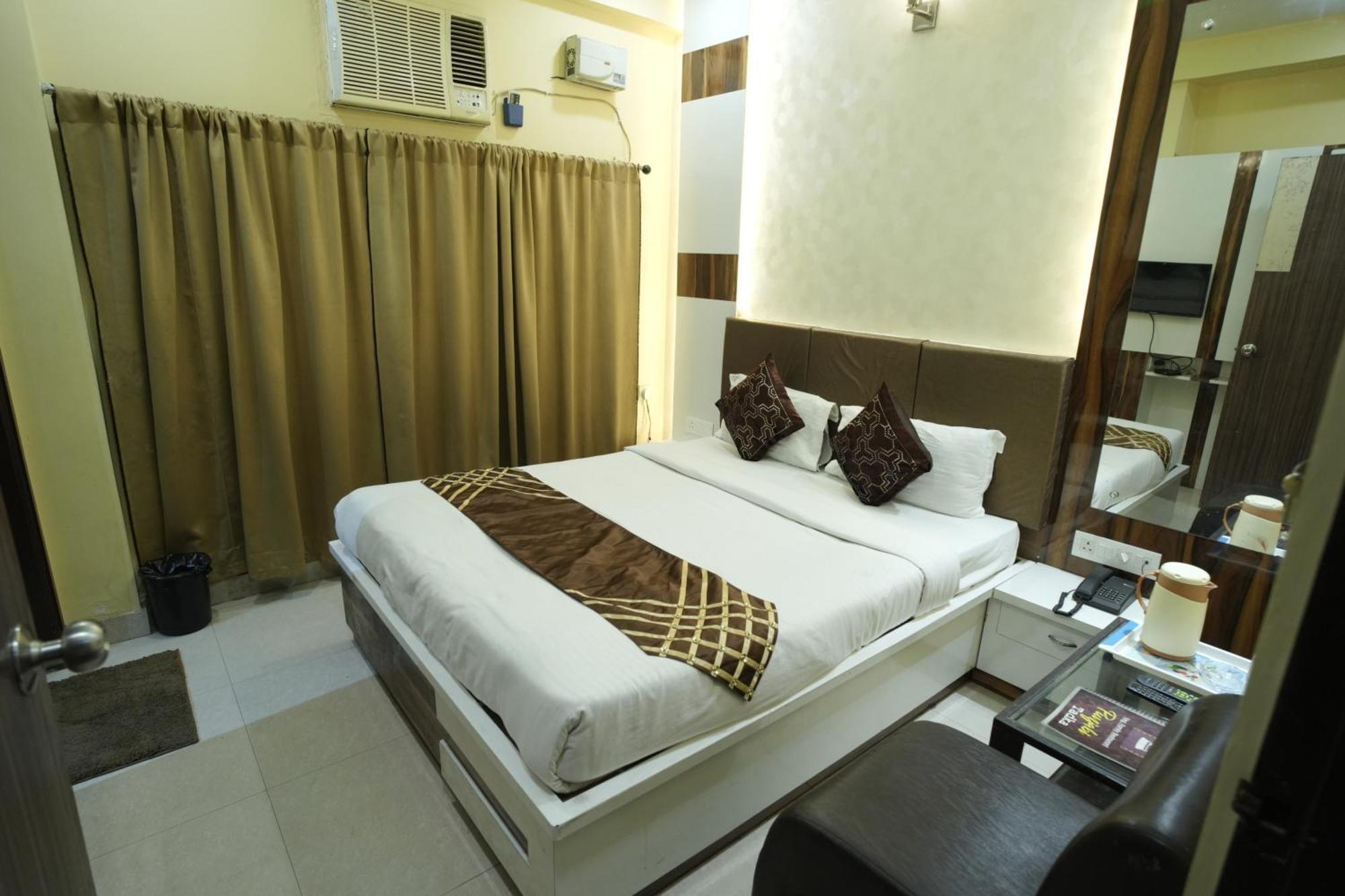 Hotel Rajkamal Near Varanasi Railway Station 외부 사진