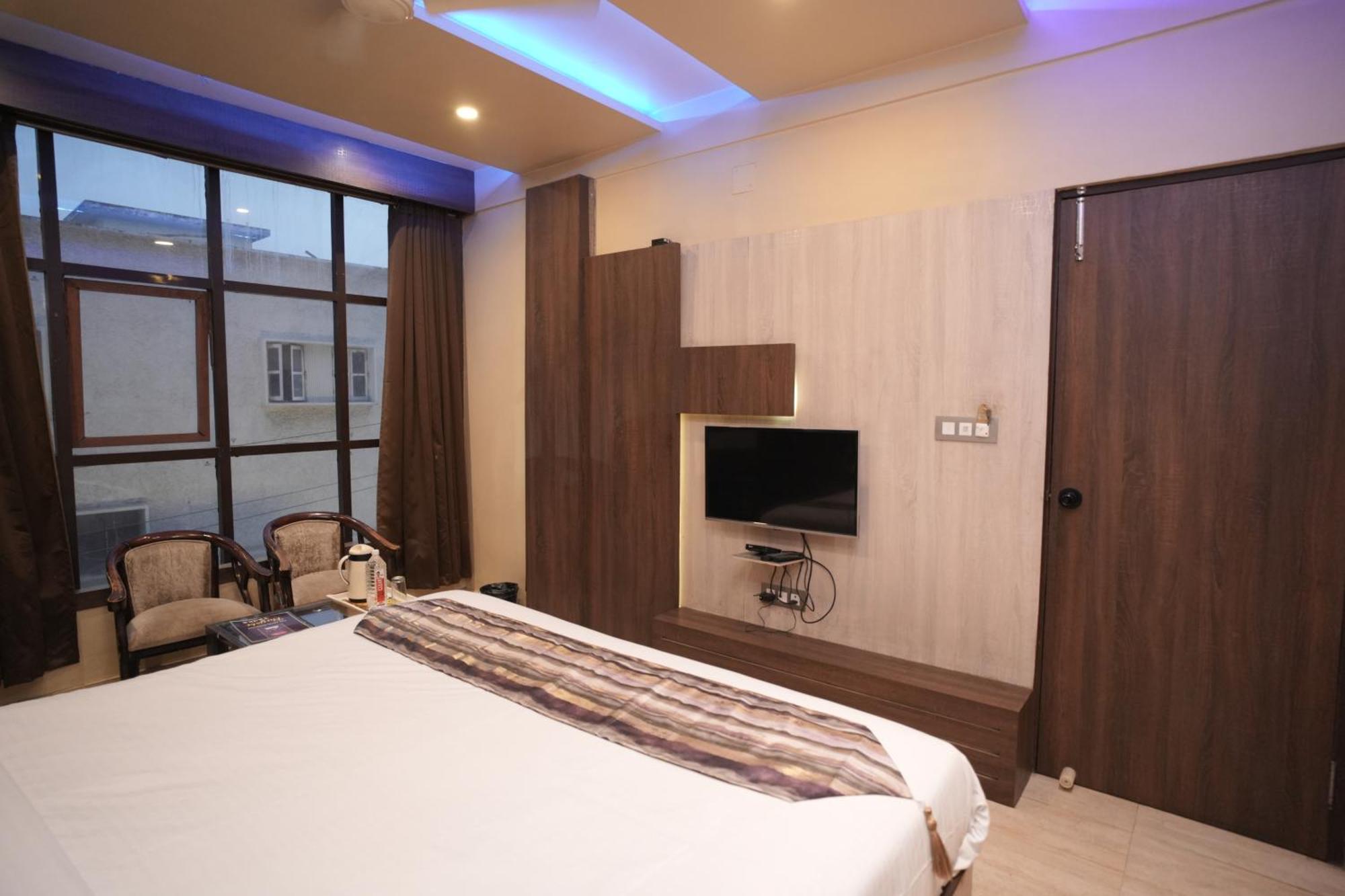 Hotel Rajkamal Near Varanasi Railway Station 외부 사진